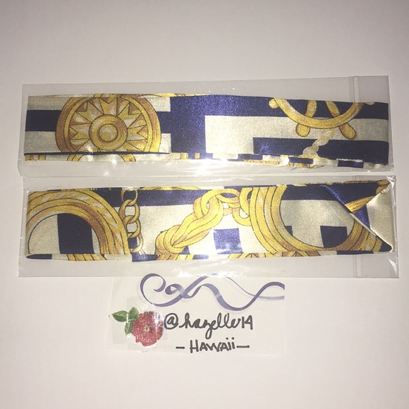 Twilly & Macaroon Keychain - Picture 2 of 5